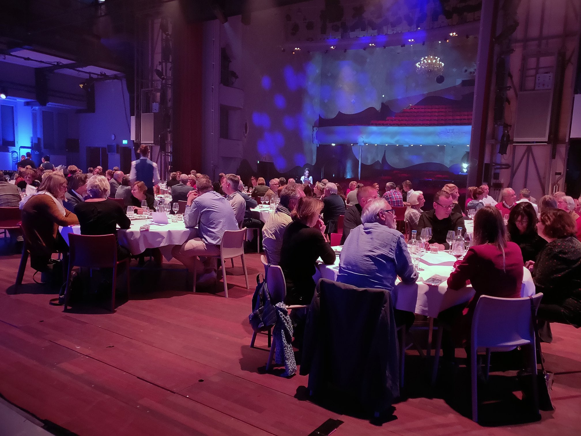 zaal verhuren voor feesten